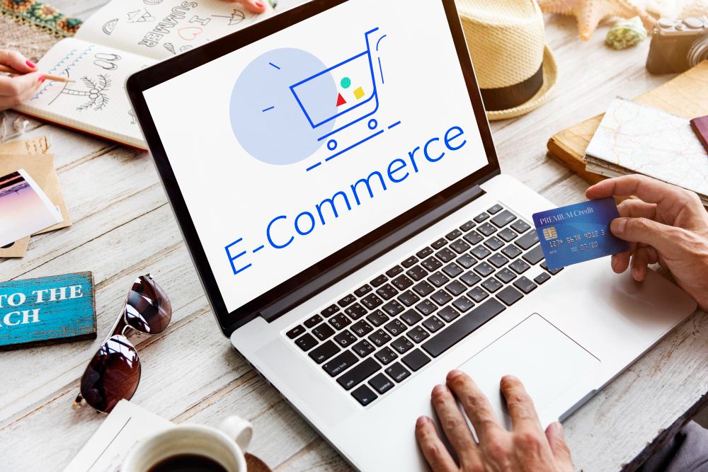 Księgowość dla e-commerce: rozliczenia sklepu internetowego, okładka artykułu QTA Grupa