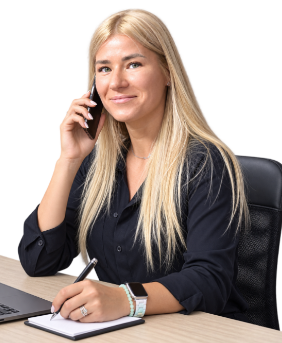 Księgowa QTA Grupa podczas pierwszej rozmowy telefonicznej z klientem